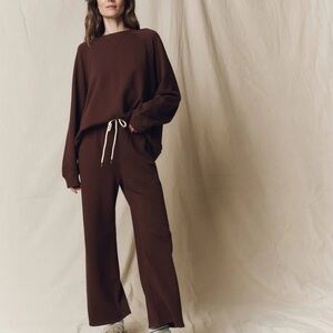THE GREAT. Chocolate Brown walnut the lap sweatpants